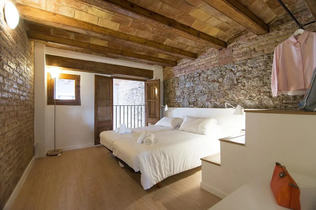 Happy People Ramblas Harbour Apartments Barcelona